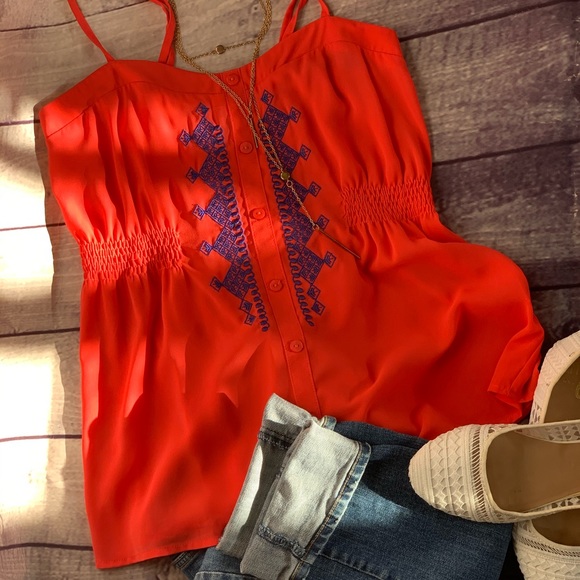 CLEARANCE 🌷 love tree happens boho tank 🌷